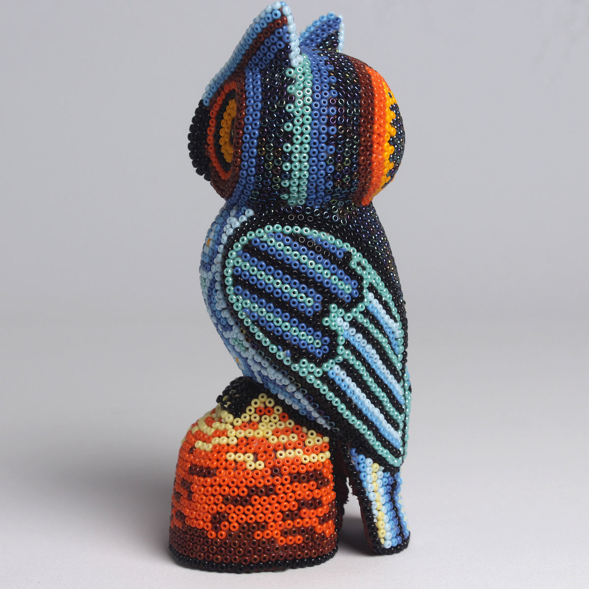 Escultura de Búho 14 cm - Azul y base Naranja