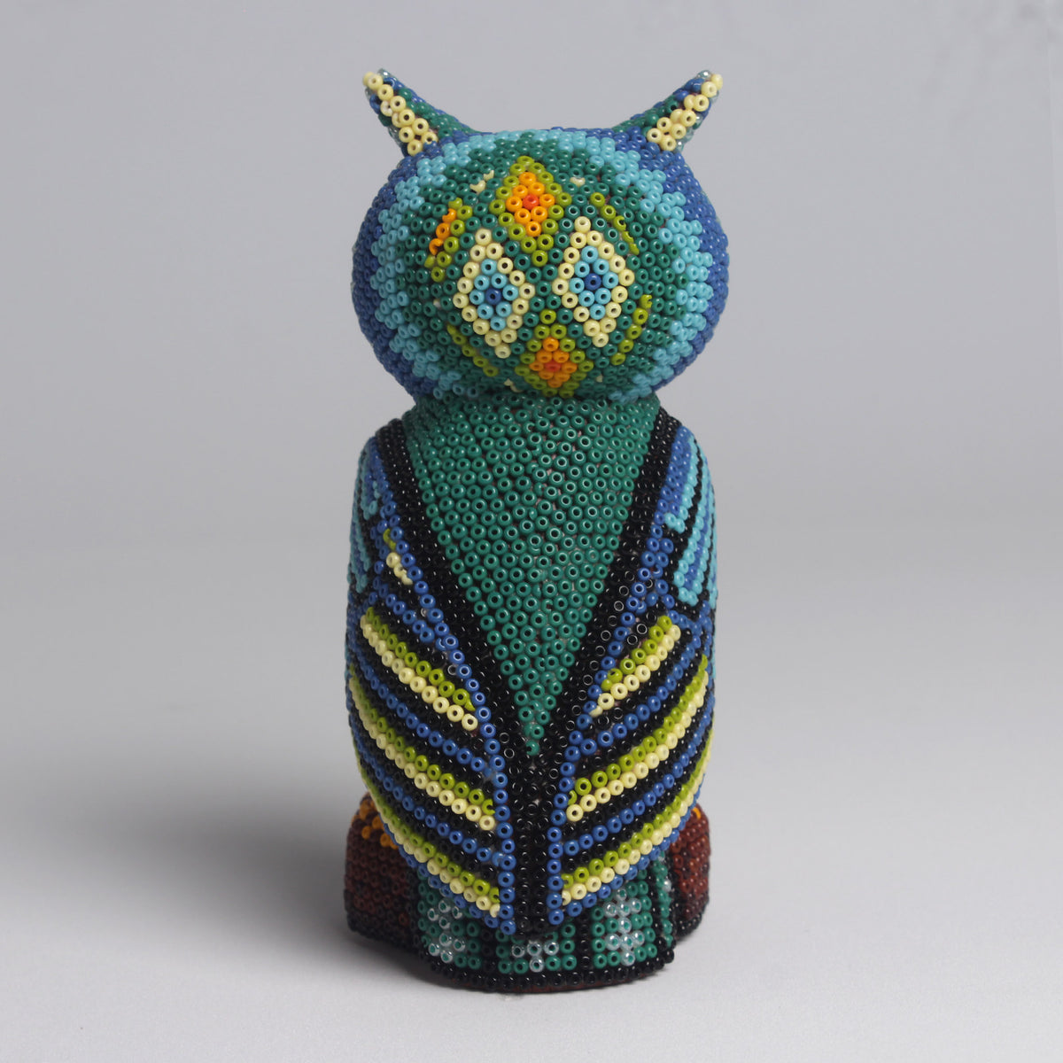 Escultura de Búho con Chaquira 13 cm, Turquesa y Verde