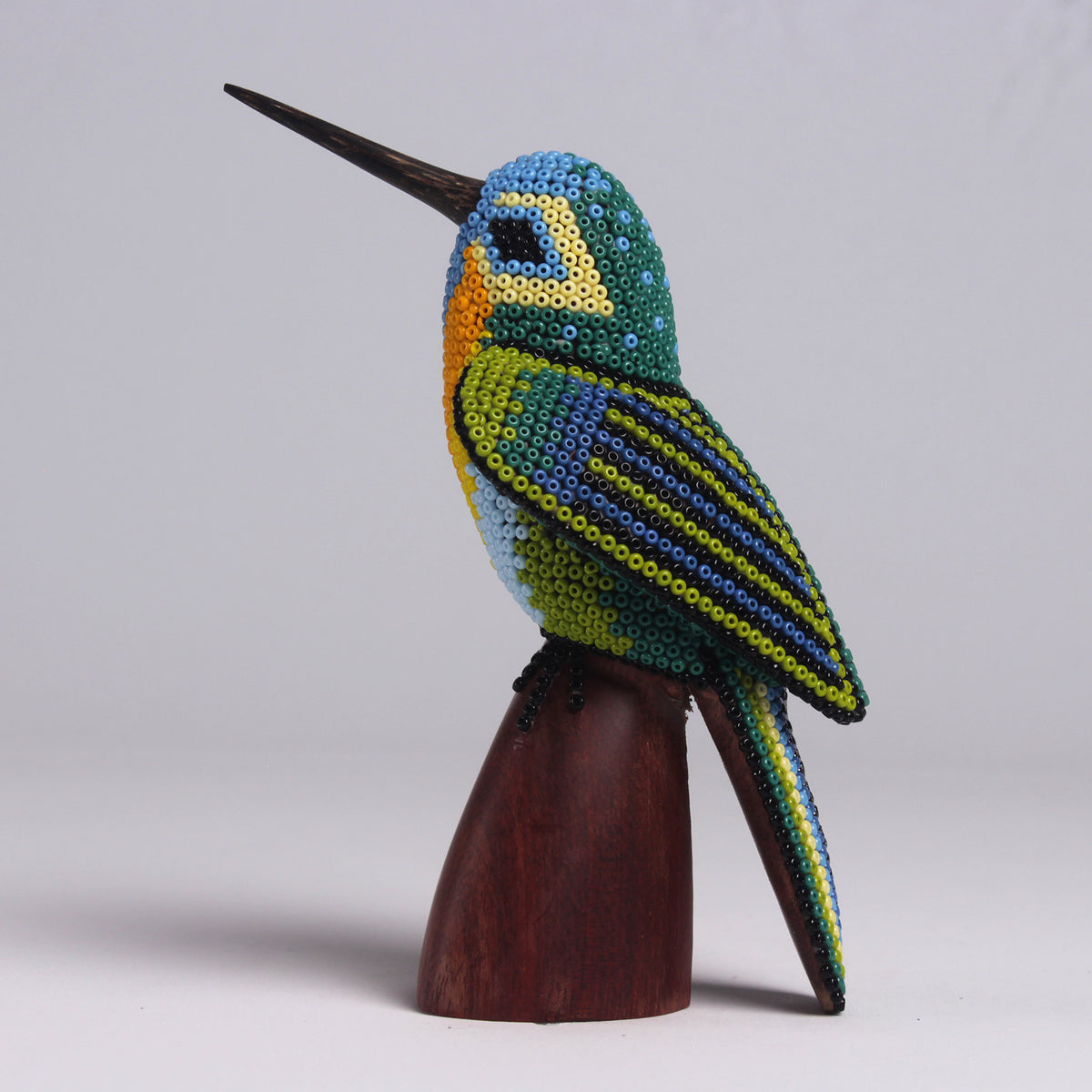 Escultura de Colibrí 13 cm – Verde Oliva y Naranja