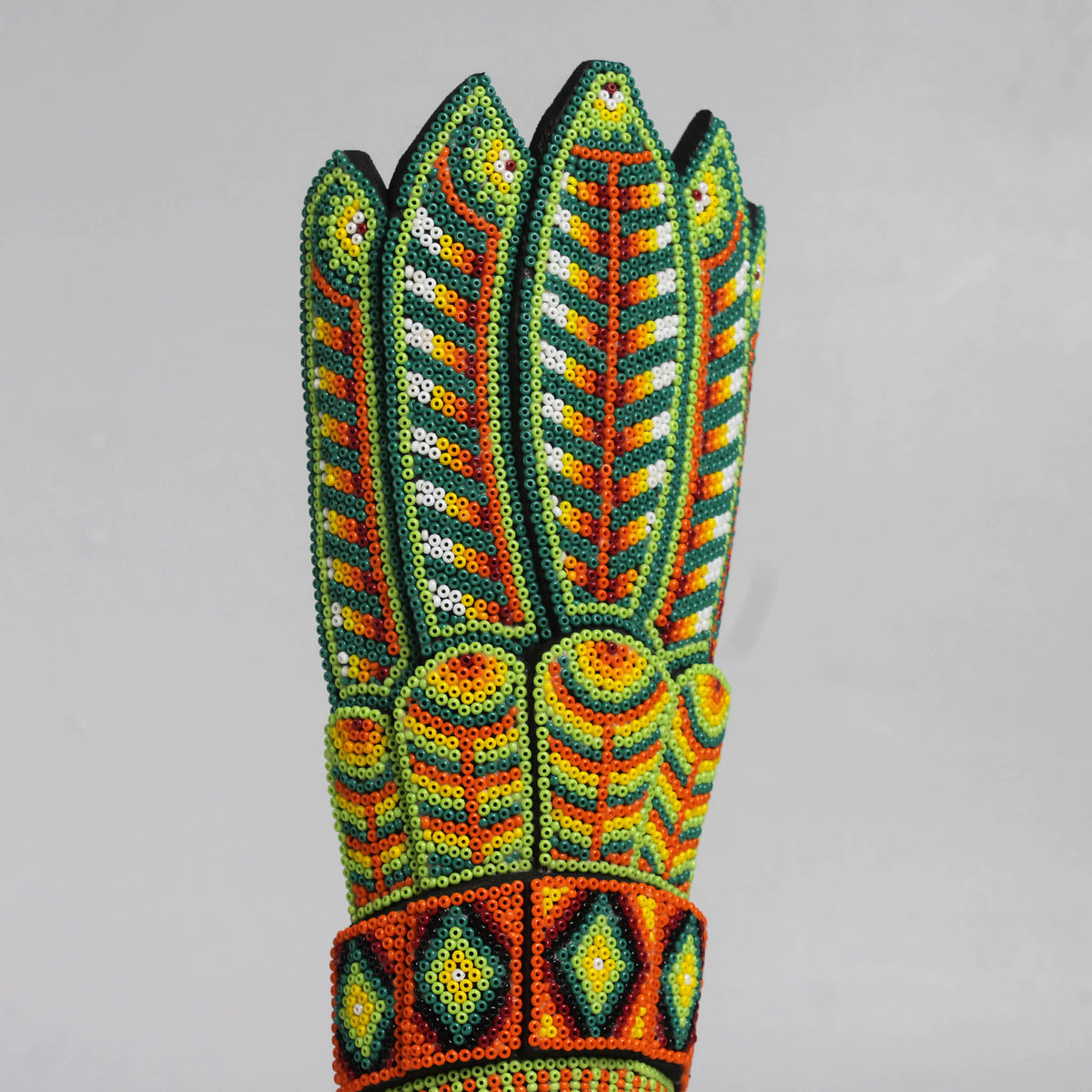 Máscara del Pensamiento Bonito – Alargada 30 cm, Verde y Naranja