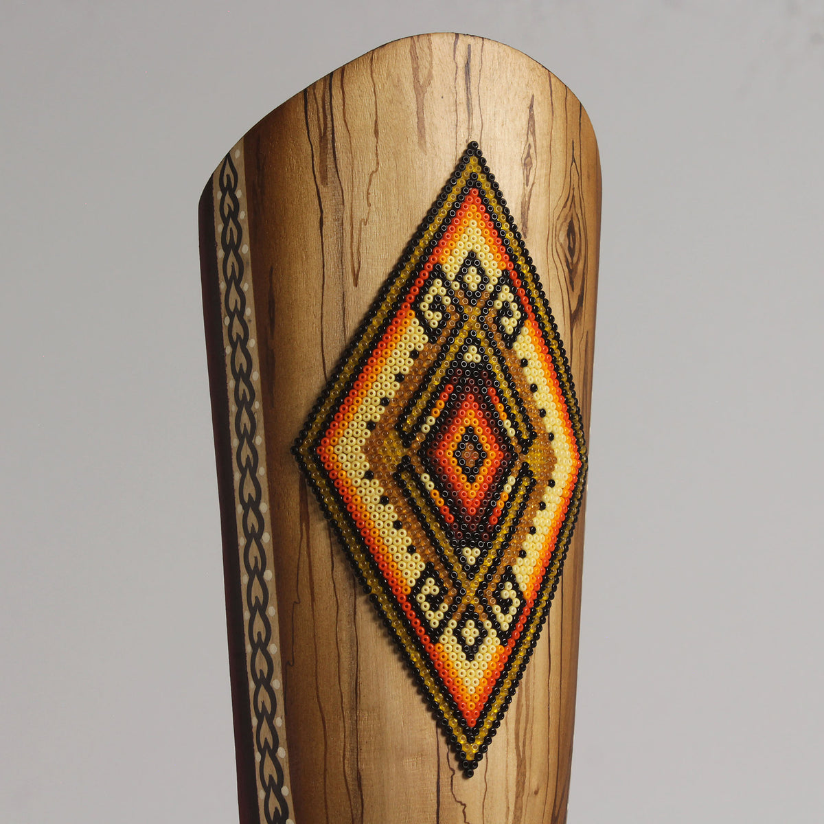 Máscara de la Burla – Alargada 40 cm, Símbolo de la Rana